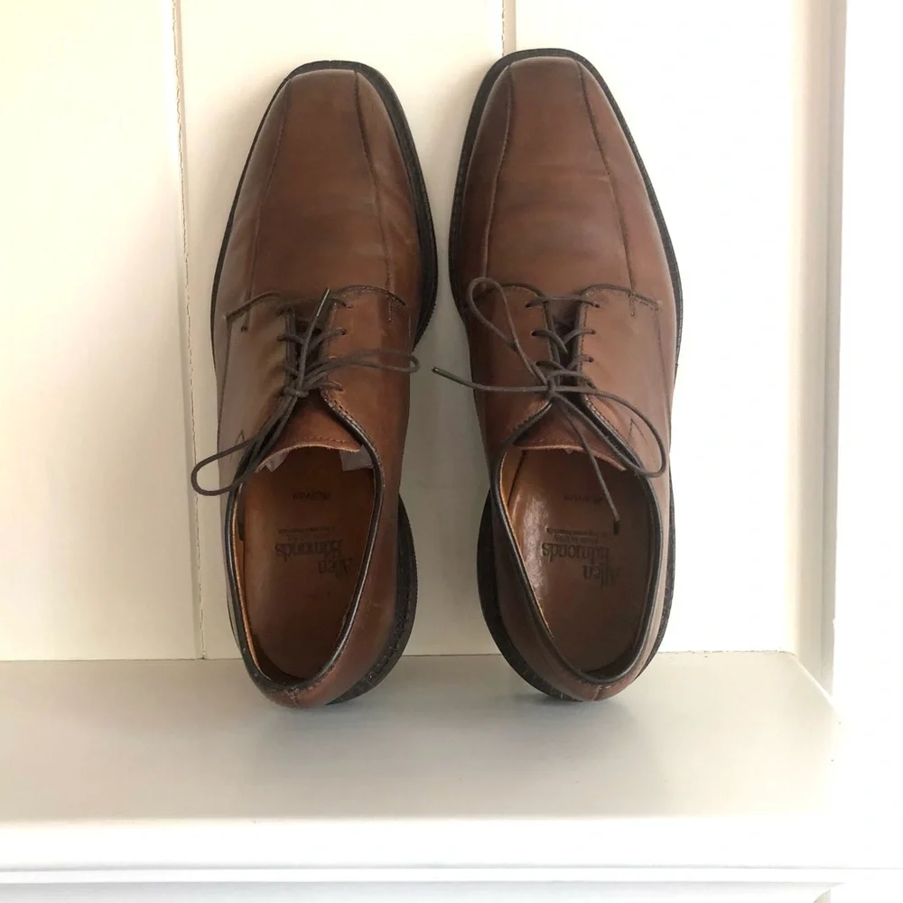 Men’s ALLEN EDMOND “Warren”Dark Tan Leather Derby Shoes - Picture 13 of 13